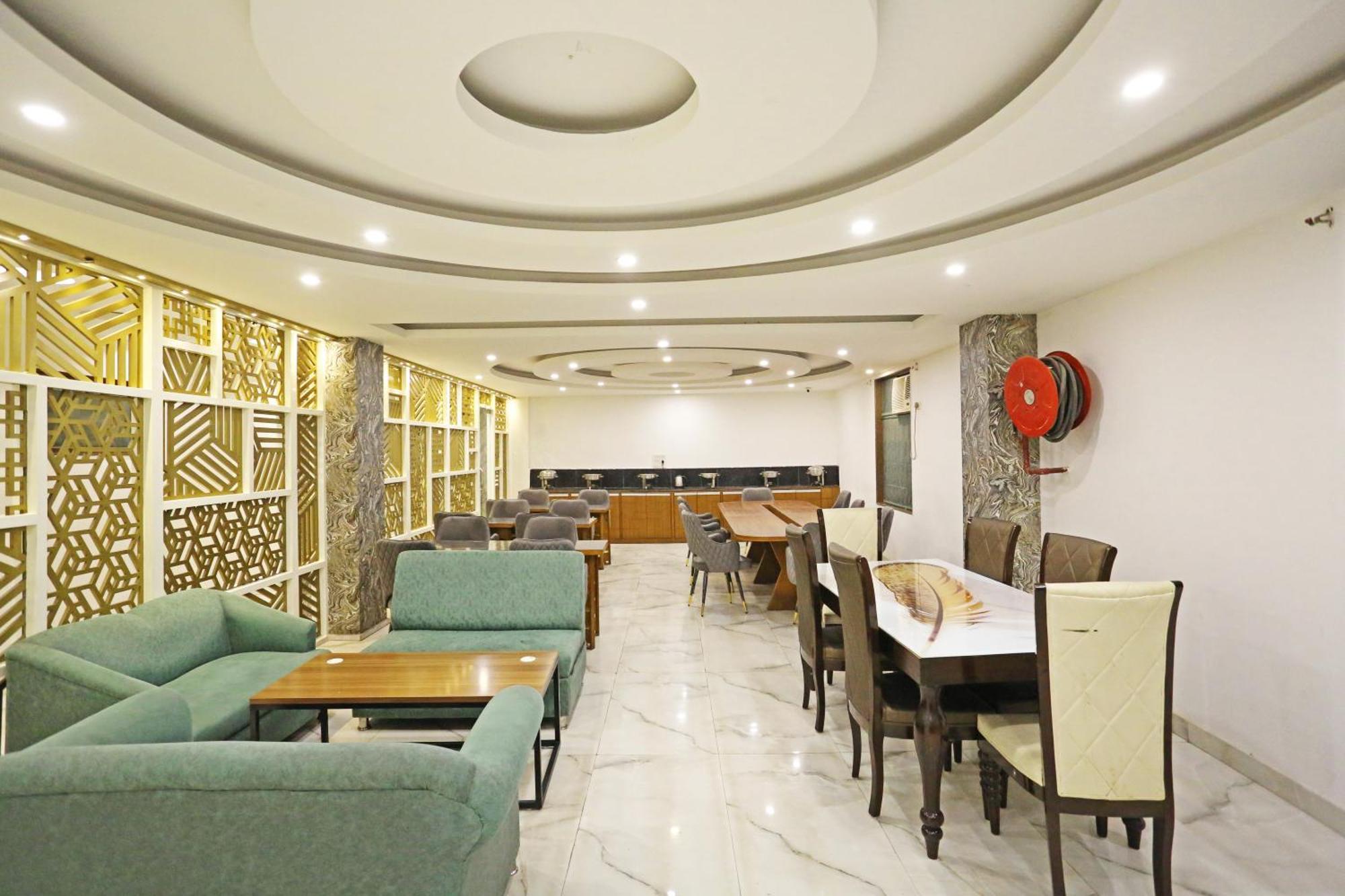 Hotel Ambrosia - A Boutique Hotel Нью-Делі Екстер'єр фото